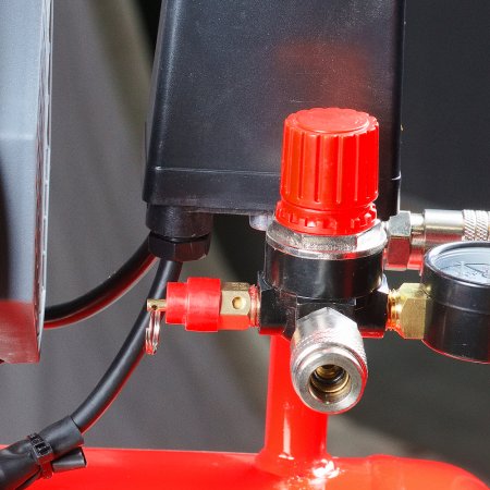 Компрессор безмасляный малошумный FUBAG Свободный Воздух (Free Air) 240/50/2.0 S в Сочи фото